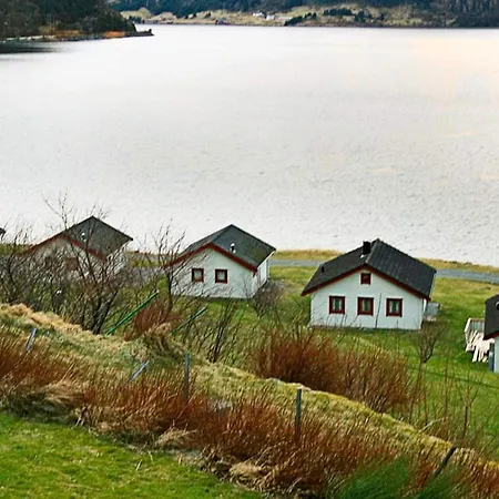 7 Person In Selje-by Traum Selje