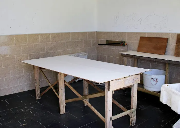 7 Person In Selje-by Traum